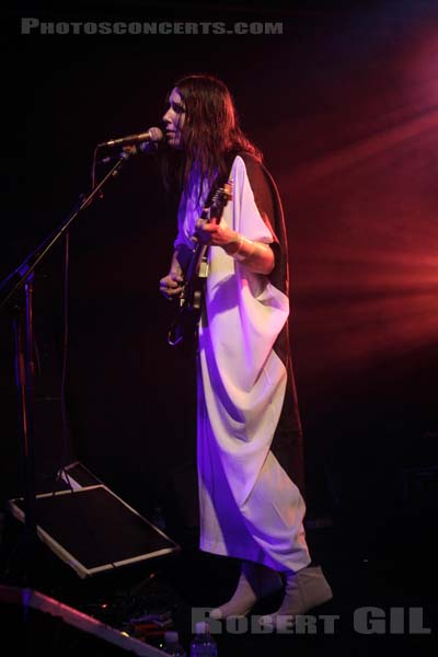 CHELSEA WOLFE - 2012-05-04 - PARIS - Point Ephemere - 